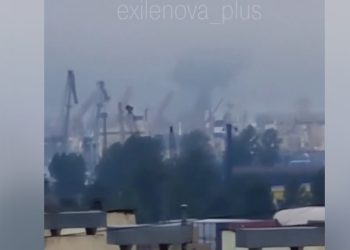 Ukrayna Piterdəki neft terminalını vurdu – Video