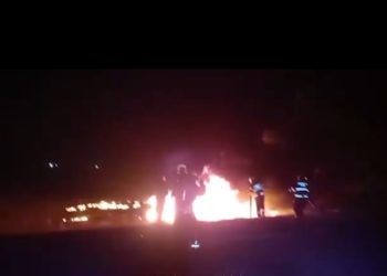 Bakı–Quba yolunda avtomobil aşdı: Yanğın oldu – VİDEO