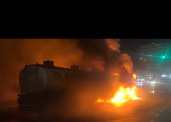 Bakıda yanacaq daşıyan avtomobildə yanğın baş verib-Video