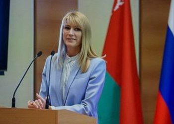 Svetlana Jurova:”Ehtimallardan biri budur ki, Zelenski vəzifəsindən istefa verəcək”