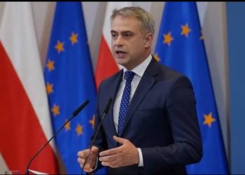 Qavkovski Zelenskinin Ukraynadakı Bandera tərəfdarlarını tərifləmək qərarını pisləyib