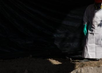 Atasının meyitini təqaüd üçün dondurucuda gizlədən şəxs tutulub