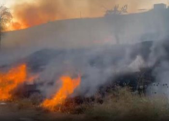 Manqal yanğını çadırları, talvarları və iki motosikleti külə çevirib
