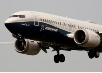 FAA yüzlərlə Boeing 737 Max təyyarəsində çatların yoxlanılmasını əmr edir