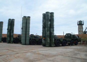 Rusiya Hava hücumundan müdafiə qüvvələri bir gecədə Rusiya ərazisi üzərində Ukraynanın 362 pilotsuz təyyarəsini məhv edib