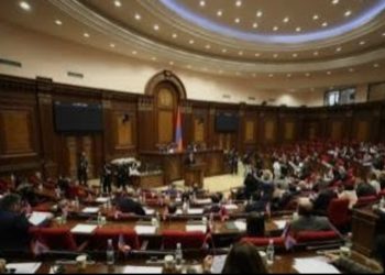 İrəvan Rusiya ermənilərinin Ermənistan vətəndaşlığı alması qaydasına yenidən baxa bilər