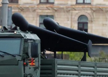 Rusiya ordusu Kiyevdə Darnitsa lokomotiv deposunu vurub