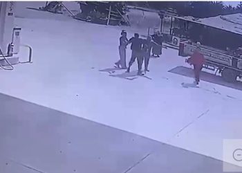 Türkiyədə Gənc qadının silahla qaçırıldığı anın görüntüləri ortaya çıxdı