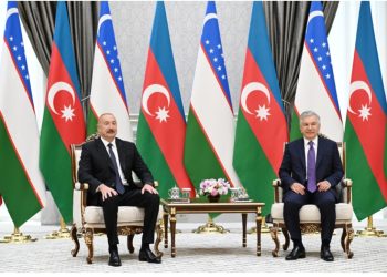 Prezident Əliyevlə Prezident Mirziyoyevin təkbətək görüşü oldu – Fotolar