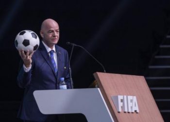 UEFA İnfantinoya qarşı cinayət işi açmağa hazırlaşır