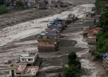 ÜST: Nepalda daşqın nəticəsində 6 tibb müəssisəsi zədələnib, 8 tibb işçisi itkin düşüb