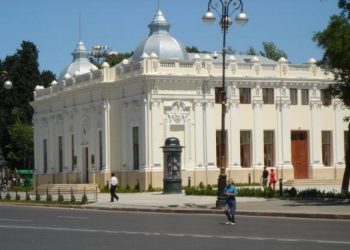Kukla Teatrı yeni mövsümünə başladı – FOTOLAR