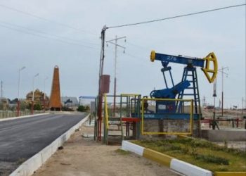 ABŞ və İran arasındakı son qarşılıqlı hücumlardan sonra neft qiymətləri kəskin artıb