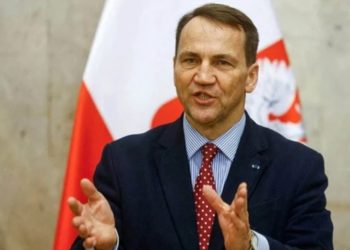 Sikorski Trampı Ukrayna münaqişəsi ilə bağlı sülh mükafatına namizəd göstərmək istəyir