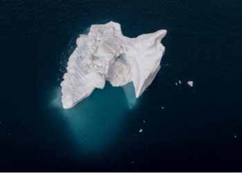 47 ildə dünyanın ən böyük buz təbəqələrindən 12 trilyon ton buz əridi