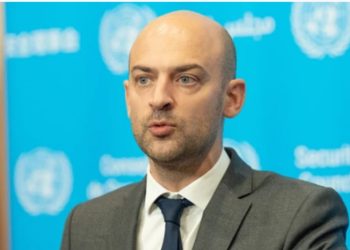 Fransa Usmanova qarşı sanksiyaların ləğvi ilə bağlı özünü izah etməli oldu: Xarici İşlər Naziri Barrotun dediyi
