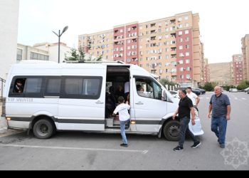 Daha bir növbəti köç karvanları Şükürbəyli kəndinə, Xocalı və Xocavənd şəhərlərinə  yola salındı-Fotolar