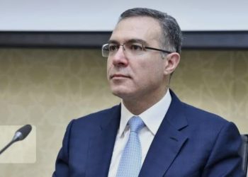Prezidentin köməkçisi Şahmar Mövsümov geri qaytarılan qanundan danişdi
