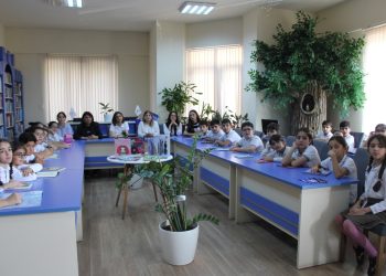 Respublika Uşaq Kitabxanasında Beynəlxalq Məktəb Kitabxanaları Gününə həsr olunmuş tədbir keçirilib 