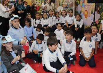 Respublika Uşaq Kitabxanasının stendində maarifləndirici görüşlər davam edir-Fotolar